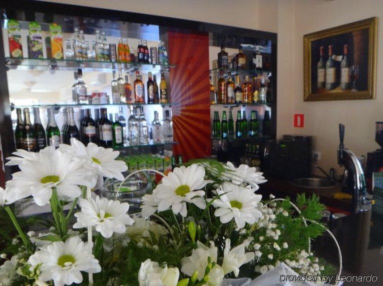 Vinci Hotel Airport Modlniczka Restaurant photo